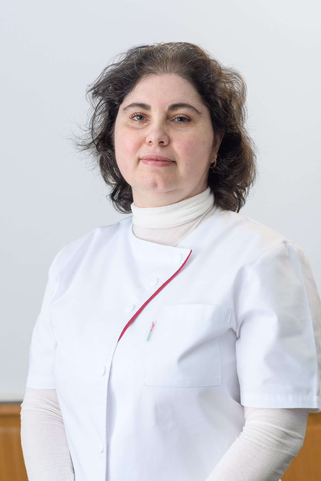 Dr.  Oana-Maria Ionescu