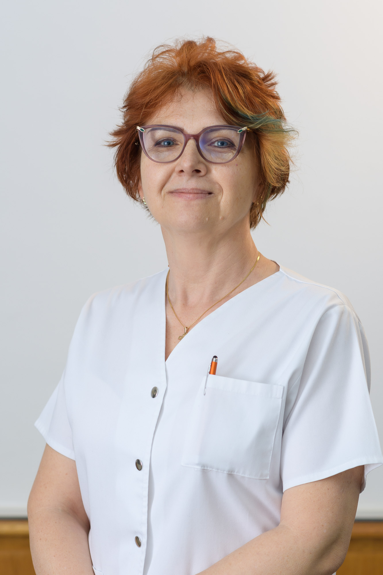 Dr.  Antoanela Popescu
