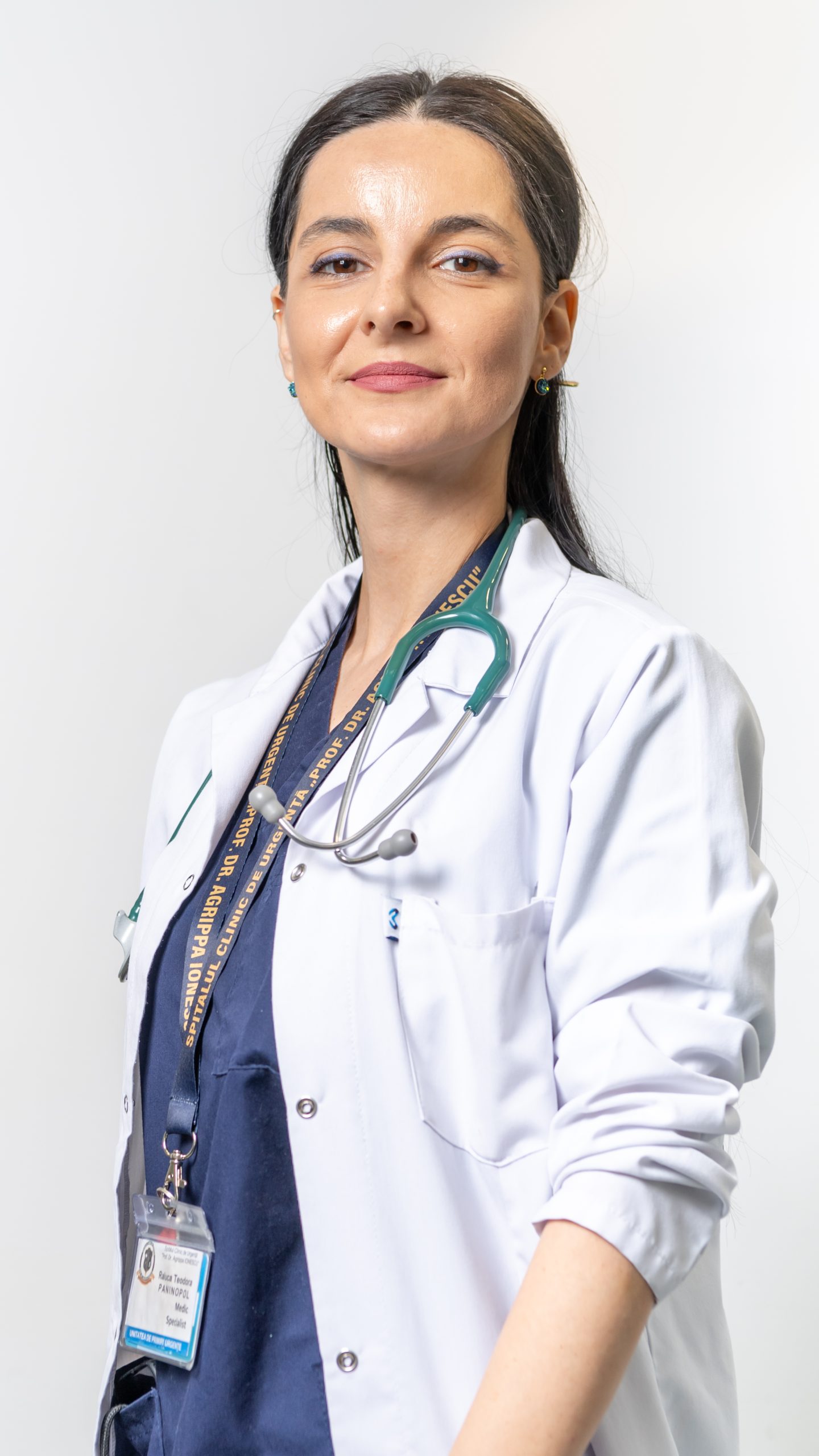 Dr. Raluca Teodora Paninopol