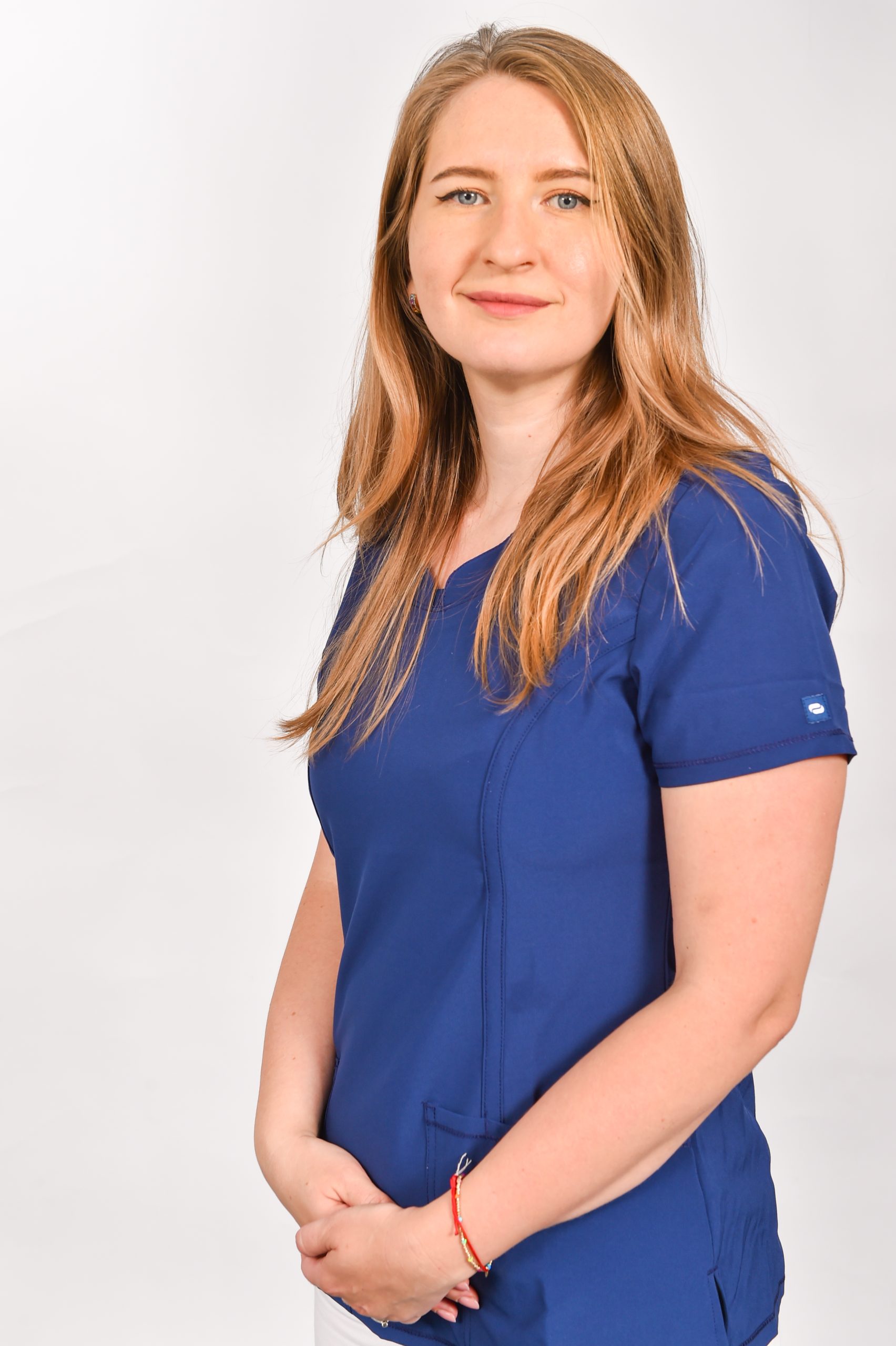 Dr. Alexandra Mincă