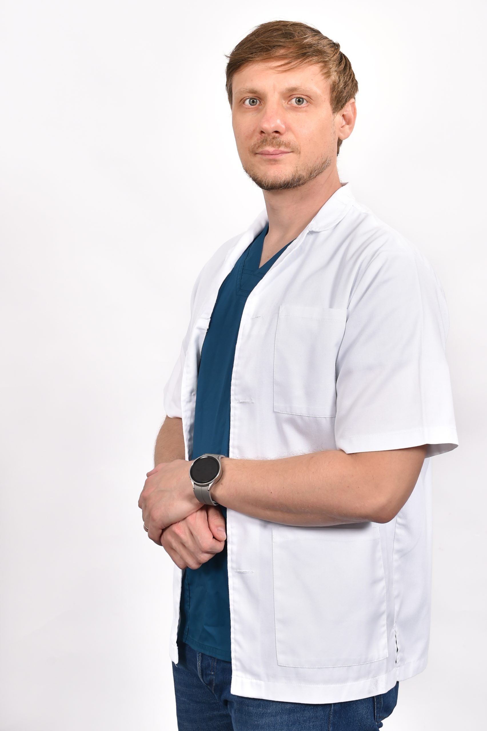 Dr. Iulian-Mirel Slavu